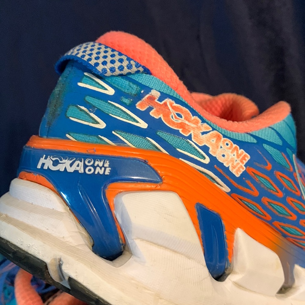 Hoka one one vanquish 2  Size 7.5 Aqua & orange